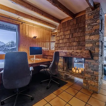 Chalet Familial Avec Wifi Et Parking Pres D'argentiere - Fr-1-343-258